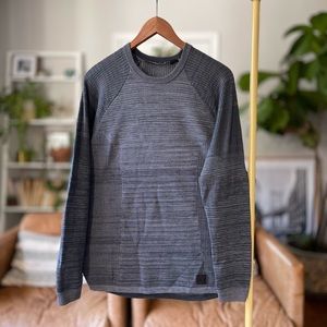 Under Armour Performance fitted sweater mens medium